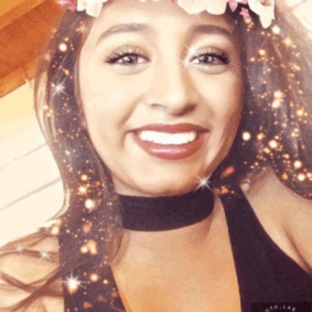 Meet your Posher, Melanie